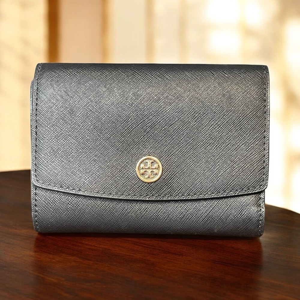 Tory Burch Metallic Gray Saffiano Leather Wallet with Gold Logo
